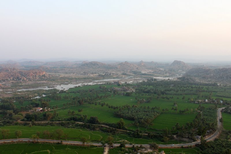 Hampi seen from the Hanuman temple. Just across the river is the Kondarama temple.